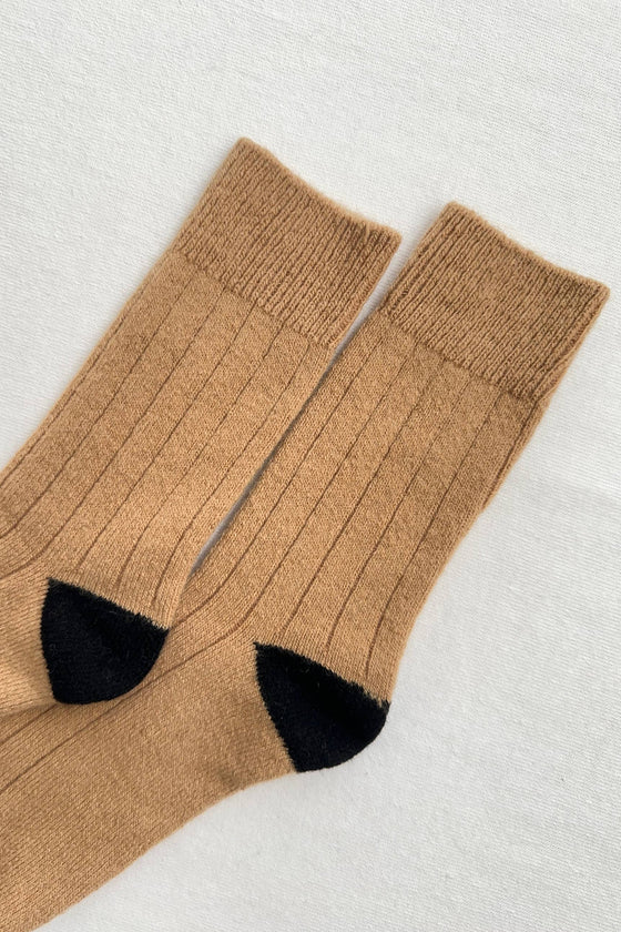 Classic Cashmere Socks: Fawn