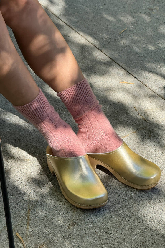 Classic Cashmere Socks: Fawn