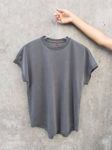  Vintage Black Ease Tee - Le Bon Shoppe